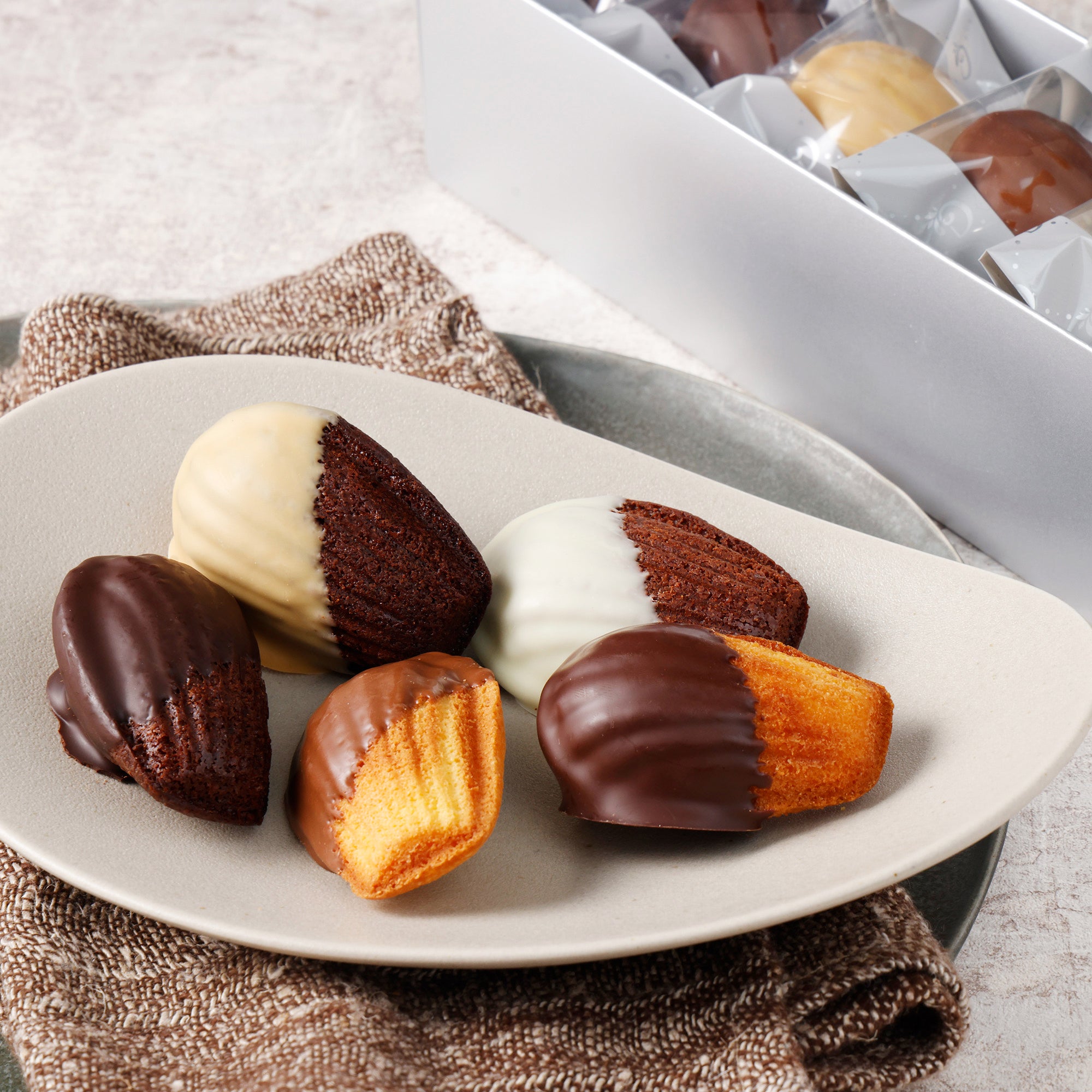 ショコラマドレーヌ5個セット – DEL'IMMO デリーモ